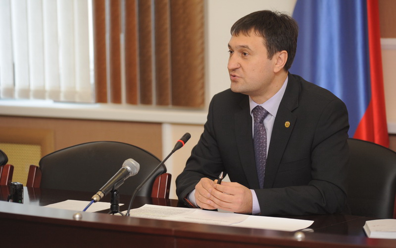 Игорь Сухарев: нет никаких оснований распускать областной парламент